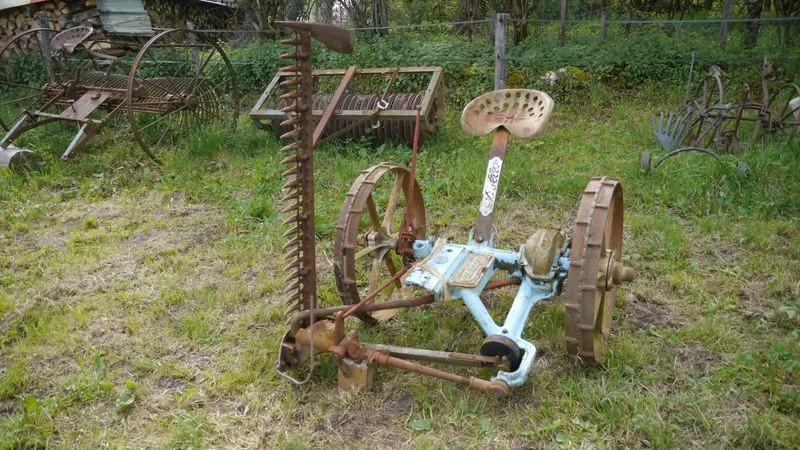 faucheuse à cheval Dollé n°16 – à deux chevaux